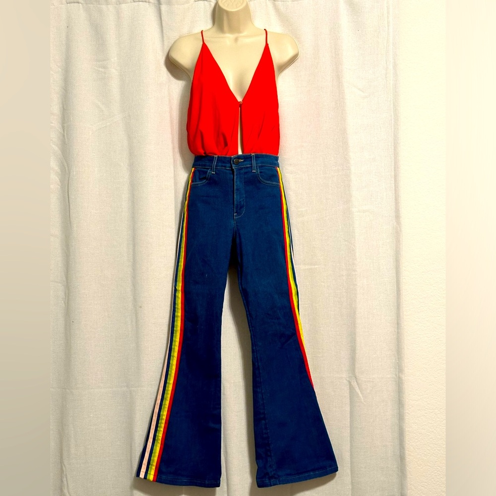 High waisted retro look